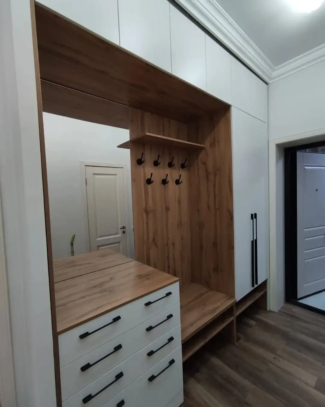 WhatsApp Image 2025-10-25 at 7.11.26 PM (2)